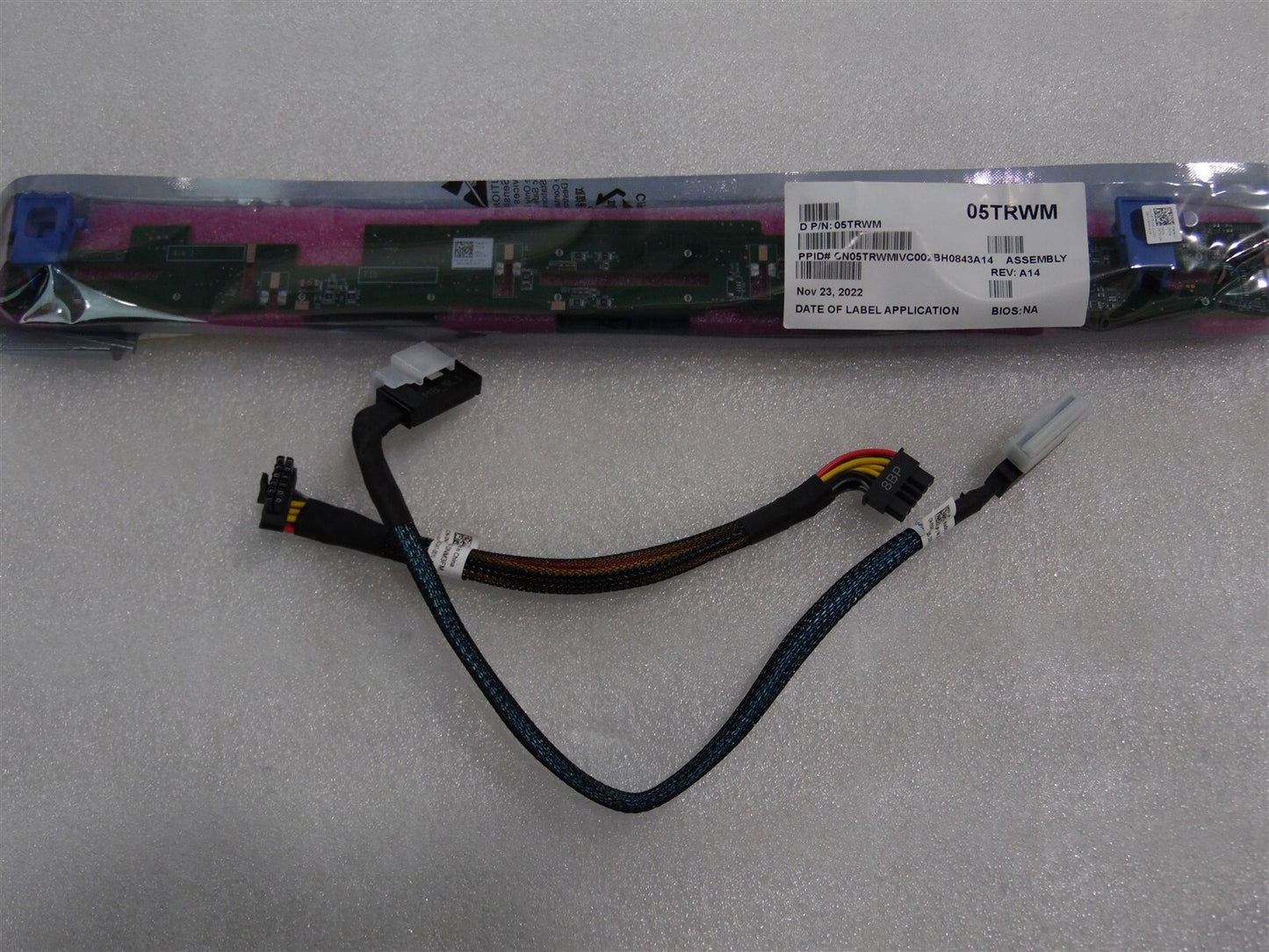 Dell 8-Bay SAS SATA Backplane for PowerEdge R650 R450 R6525 5TRWM